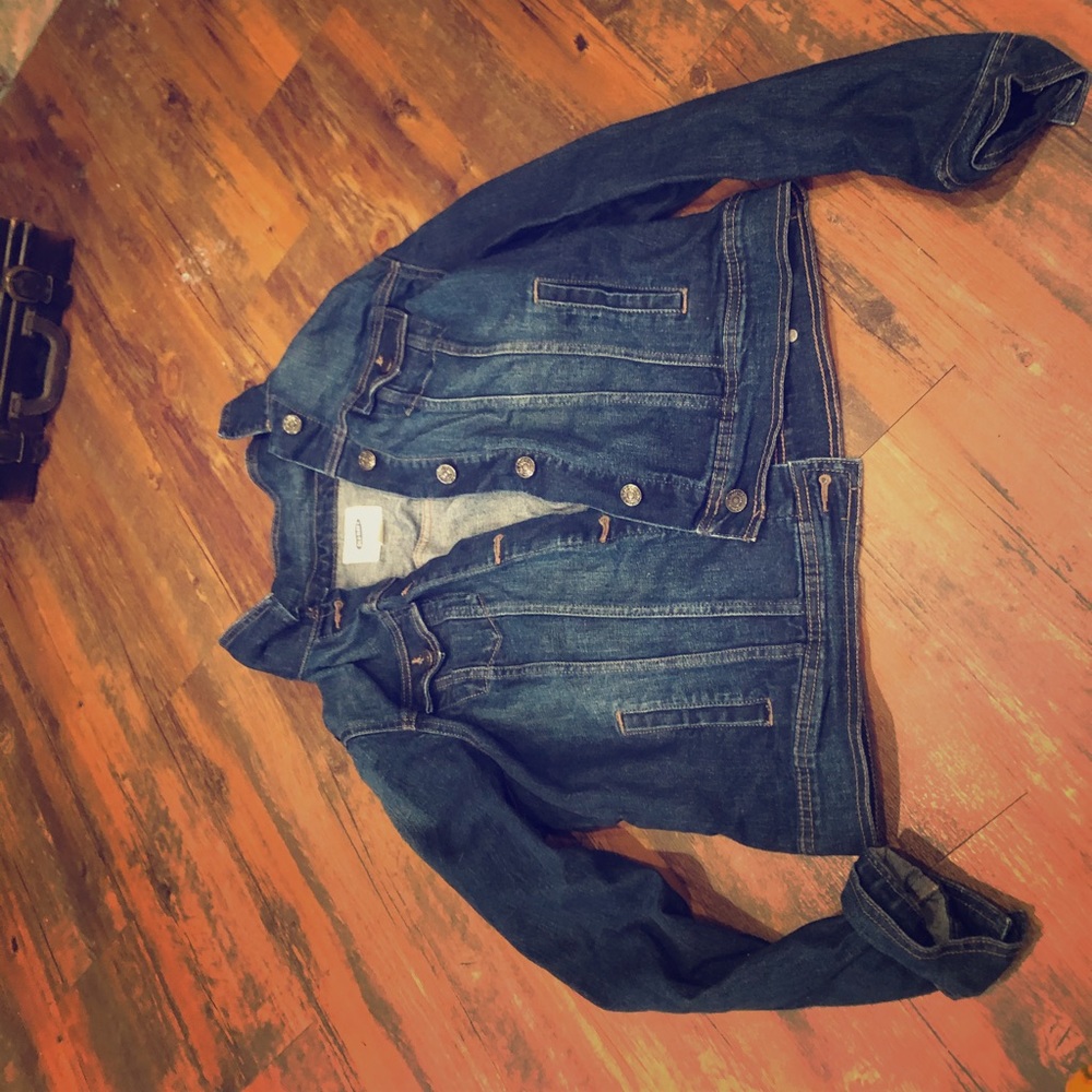 Women’s jean jacket